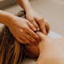 Ontspannende nek en schouder massage + Voetreflexeologie